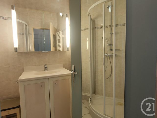 Appartement à louer - 3 pièces - 72.0 m2 - NEVERS - 58 - BOURGOGNE - Century 21 Confluences