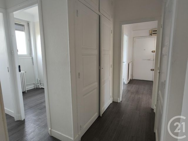 Appartement F4 à louer - 4 pièces - 101.64 m2 - VARENNES VAUZELLES - 58 - BOURGOGNE - Century 21 Confluences