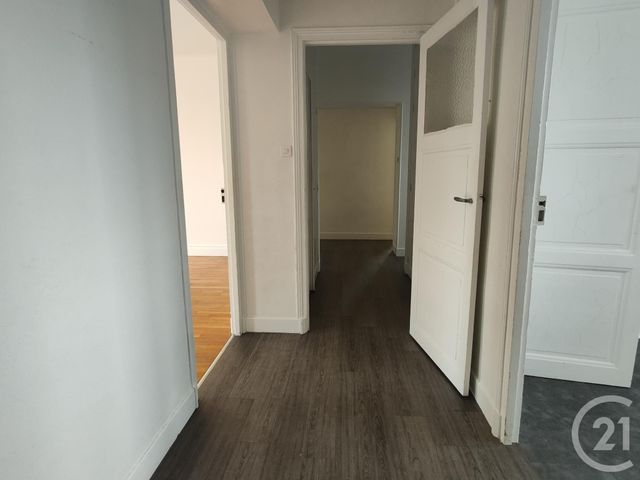 Appartement F4 à louer - 4 pièces - 101.64 m2 - VARENNES VAUZELLES - 58 - BOURGOGNE - Century 21 Confluences