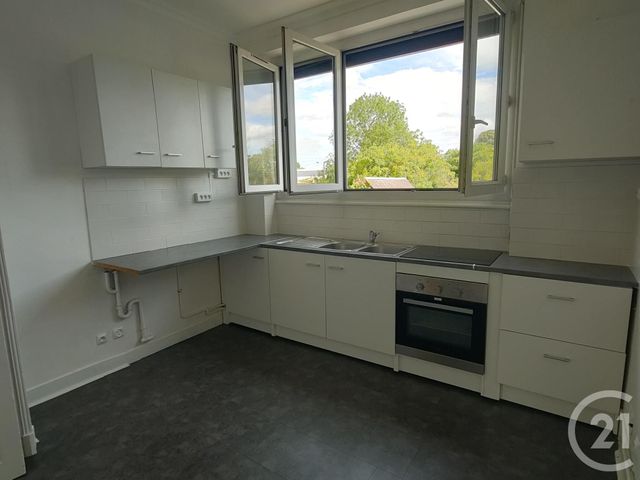 Appartement F4 à louer - 4 pièces - 101.64 m2 - VARENNES VAUZELLES - 58 - BOURGOGNE - Century 21 Confluences