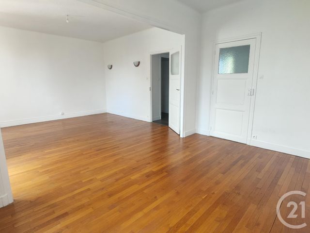 Appartement F4 à louer - 4 pièces - 101.64 m2 - VARENNES VAUZELLES - 58 - BOURGOGNE - Century 21 Confluences