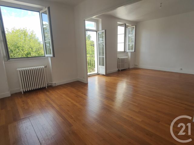 Appartement F4 à louer - 4 pièces - 101.64 m2 - VARENNES VAUZELLES - 58 - BOURGOGNE - Century 21 Confluences