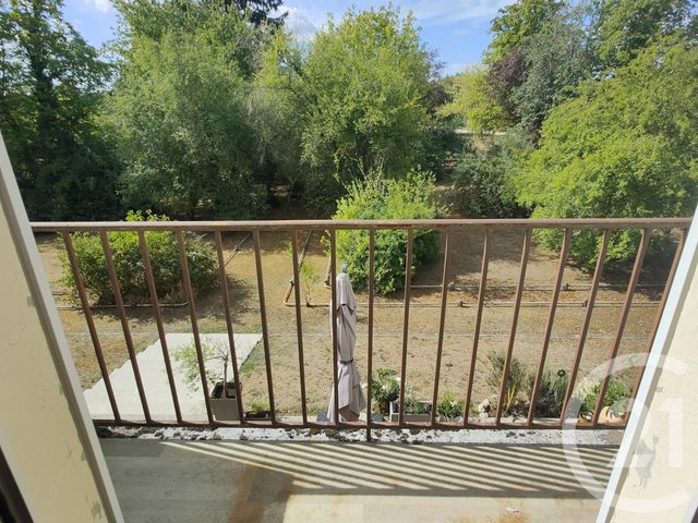 Appartement F4 à louer - 4 pièces - 101.64 m2 - VARENNES VAUZELLES - 58 - BOURGOGNE - Century 21 Confluences