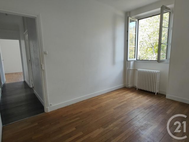 Appartement F4 à louer - 4 pièces - 101.64 m2 - VARENNES VAUZELLES - 58 - BOURGOGNE - Century 21 Confluences