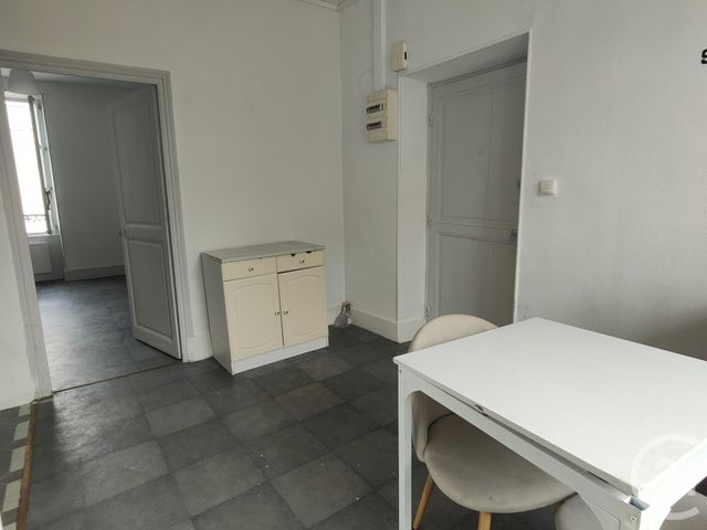 Appartement F1 bis à louer - 2 pièces - 40.96 m2 - NEVERS - 58 - BOURGOGNE - Century 21 Confluences