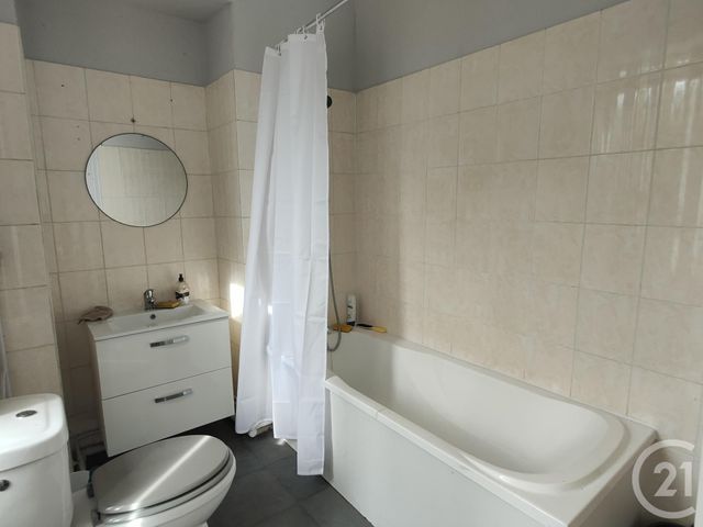 Appartement F1 bis à louer - 2 pièces - 40.96 m2 - NEVERS - 58 - BOURGOGNE - Century 21 Confluences