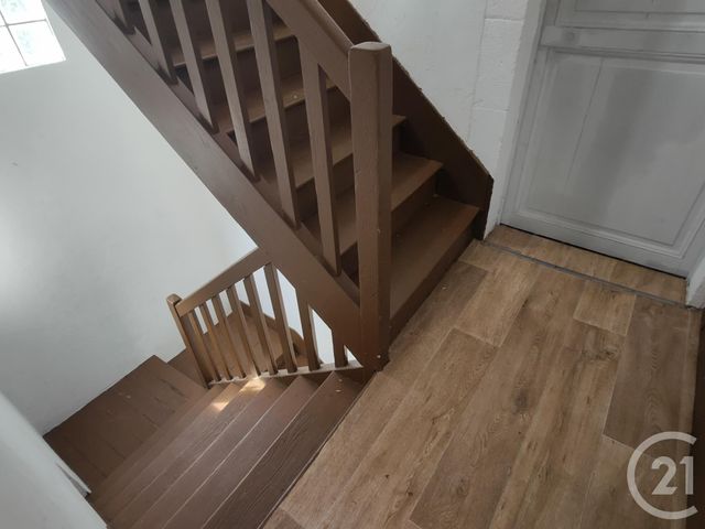 Appartement F1 bis à louer - 2 pièces - 40.96 m2 - NEVERS - 58 - BOURGOGNE - Century 21 Confluences