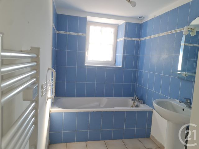 Appartement F3 à louer - 3 pièces - 69.87 m2 - LUTHENAY UXELOUP - 58 - BOURGOGNE - Century 21 Confluences