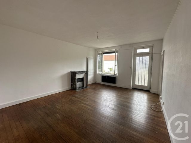 maison à louer - 5 pièces - 99.58 m2 - LE VEURDRE - 03 - AUVERGNE - Century 21 Confluences