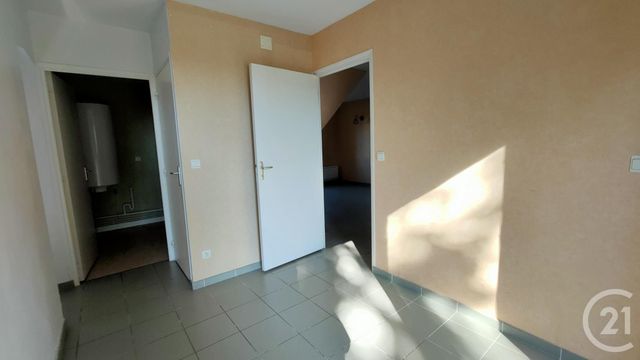 Appartement à louer - 3 pièces - 64.63 m2 - FLEURY SUR LOIRE - 58 - BOURGOGNE - Century 21 Confluences