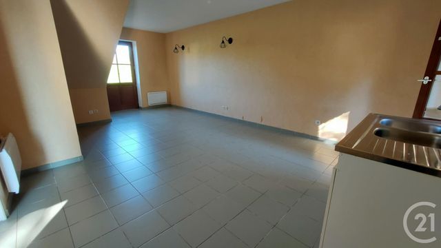 Appartement à louer - 3 pièces - 64.63 m2 - FLEURY SUR LOIRE - 58 - BOURGOGNE - Century 21 Confluences