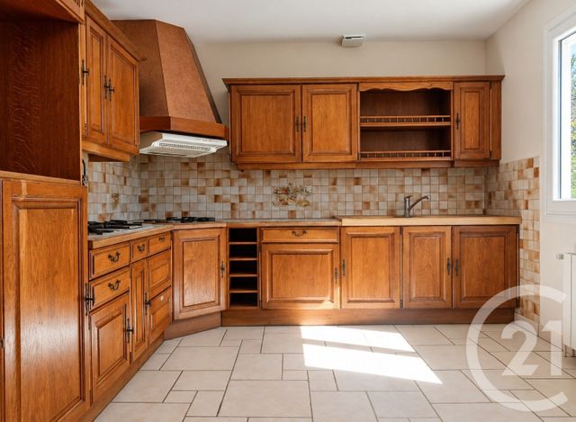 maison à vendre - 5 pièces - 118.37 m2 - COULANGES LES NEVERS - 58 - BOURGOGNE - Century 21 Confluences