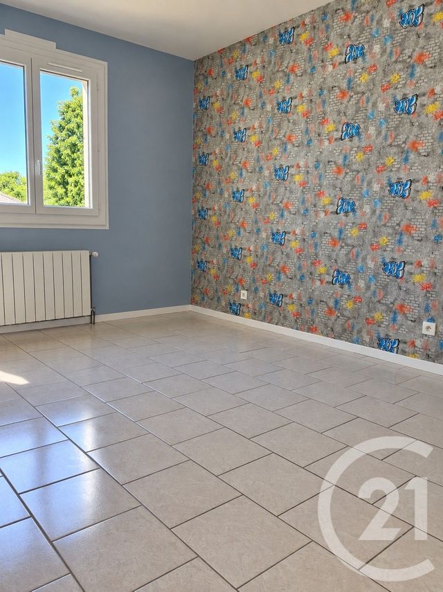 maison à vendre - 5 pièces - 118.37 m2 - COULANGES LES NEVERS - 58 - BOURGOGNE - Century 21 Confluences