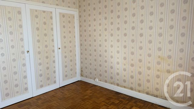 Appartement F4 à vendre - 4 pièces - 68.0 m2 - VARENNES VAUZELLES - 58 - BOURGOGNE - Century 21 Confluences