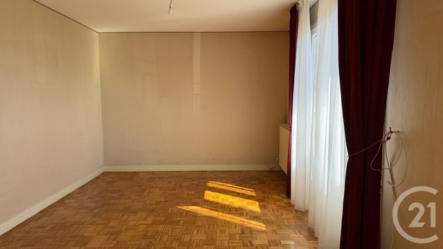 Appartement F4 à vendre - 4 pièces - 68.0 m2 - VARENNES VAUZELLES - 58 - BOURGOGNE - Century 21 Confluences