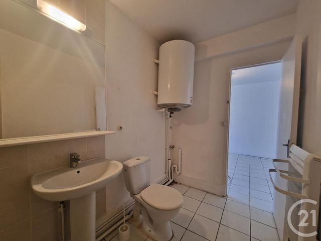 Appartement F2 à louer - 2 pièces - 34.8 m2 - GUERIGNY - 58 - BOURGOGNE - Century 21 Confluences