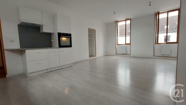 Appartement à louer - 2 pièces - 53.5 m2 - FOURCHAMBAULT - 58 - BOURGOGNE - Century 21 Confluences