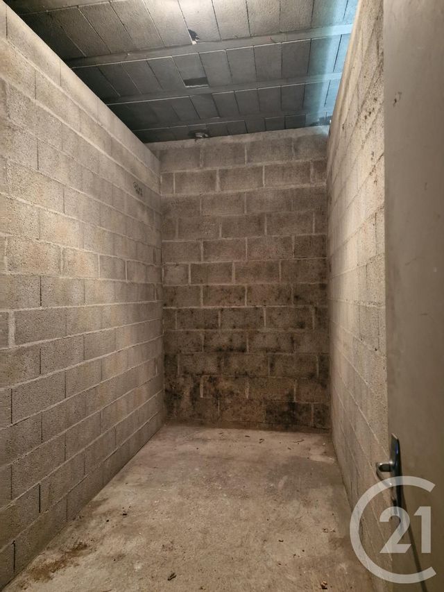 Appartement F4 à louer - 4 pièces - 67.56 m2 - VARENNES VAUZELLES - 58 - BOURGOGNE - Century 21 Confluences