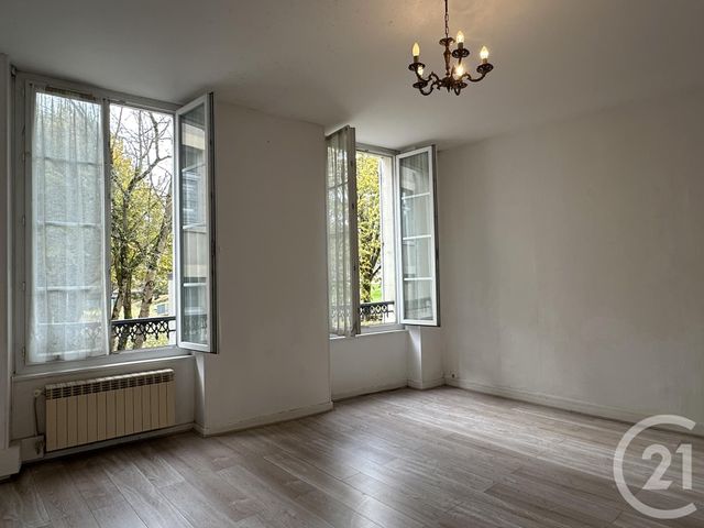 Appartement F2 à louer - 2 pièces - 50.52 m2 - NEVERS - 58 - BOURGOGNE - Century 21 Confluences
