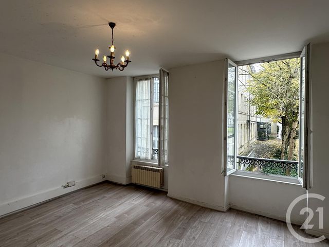 Appartement F2 à louer - 2 pièces - 50.52 m2 - NEVERS - 58 - BOURGOGNE - Century 21 Confluences