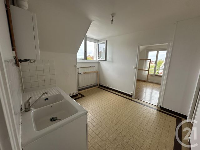 Appartement F3 à louer - 3 pièces - 56.11 m2 - NEVERS - 58 - BOURGOGNE - Century 21 Confluences