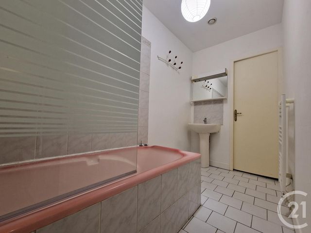 maison à louer - 3 pièces - 76.9 m2 - FOURCHAMBAULT - 58 - BOURGOGNE - Century 21 Confluences