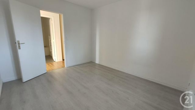 Appartement F4 à louer - 4 pièces - 85.31 m2 - CHANTENAY ST IMBERT - 58 - BOURGOGNE - Century 21 Confluences
